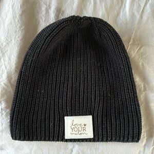 Love your melon black loose beanie